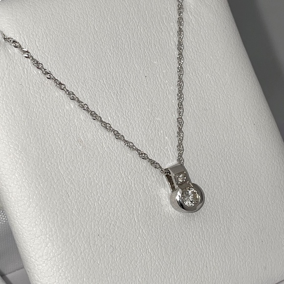 Solid 14K White Gold Semi Bezel Natural Round Cut Diamond Solitaire Necklace - Picture 14 of 16